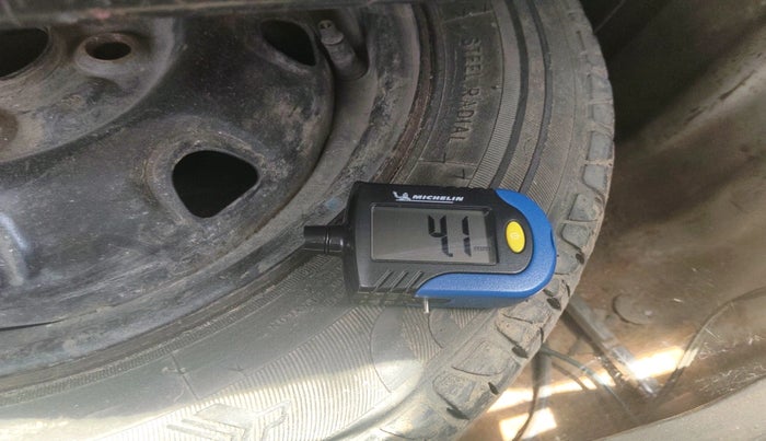 2012 Hyundai Santro Xing GL PLUS, CNG, Manual, 93,358 km, tyre