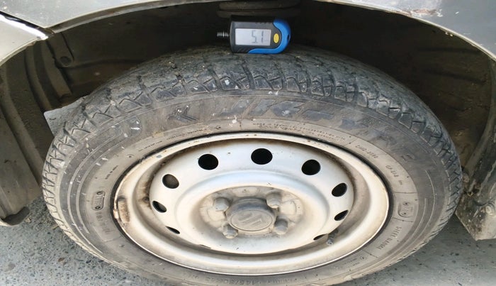 2011 Maruti Wagon R 1.0 LXI, Petrol, Manual, 32,299 km, tyre