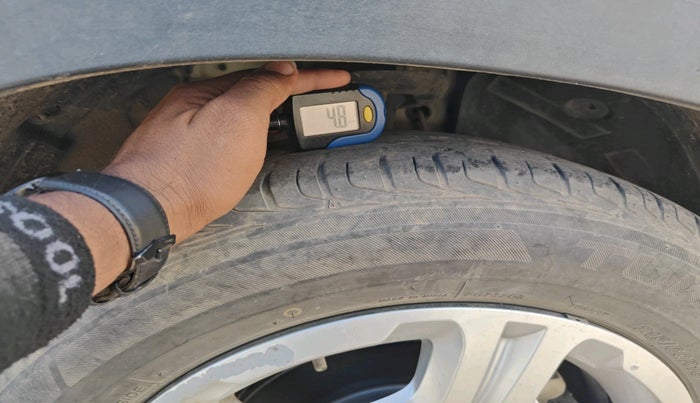 2021 KIA SONET HTK PLUS 1.2, Petrol, Manual, 68,225 km, tyre