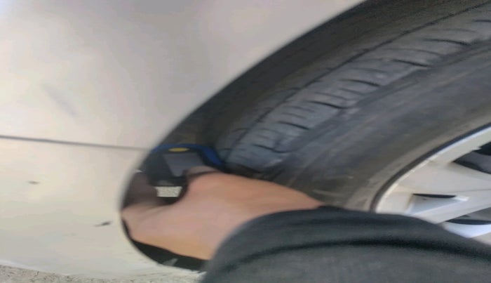 2015 Hyundai Grand i10 SPORTZ 1.2 KAPPA VTVT, Petrol, Manual, 65,727 km, tyre