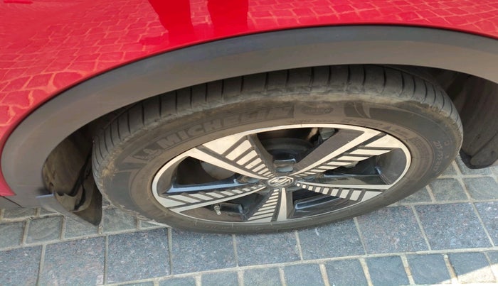 2021 MG ZS EV EXCLUSIVE, Electric, Automatic, 48,185 km, tyre