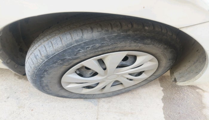 2019 Maruti Swift VXI, Petrol, Manual, 13,017 km, tyre