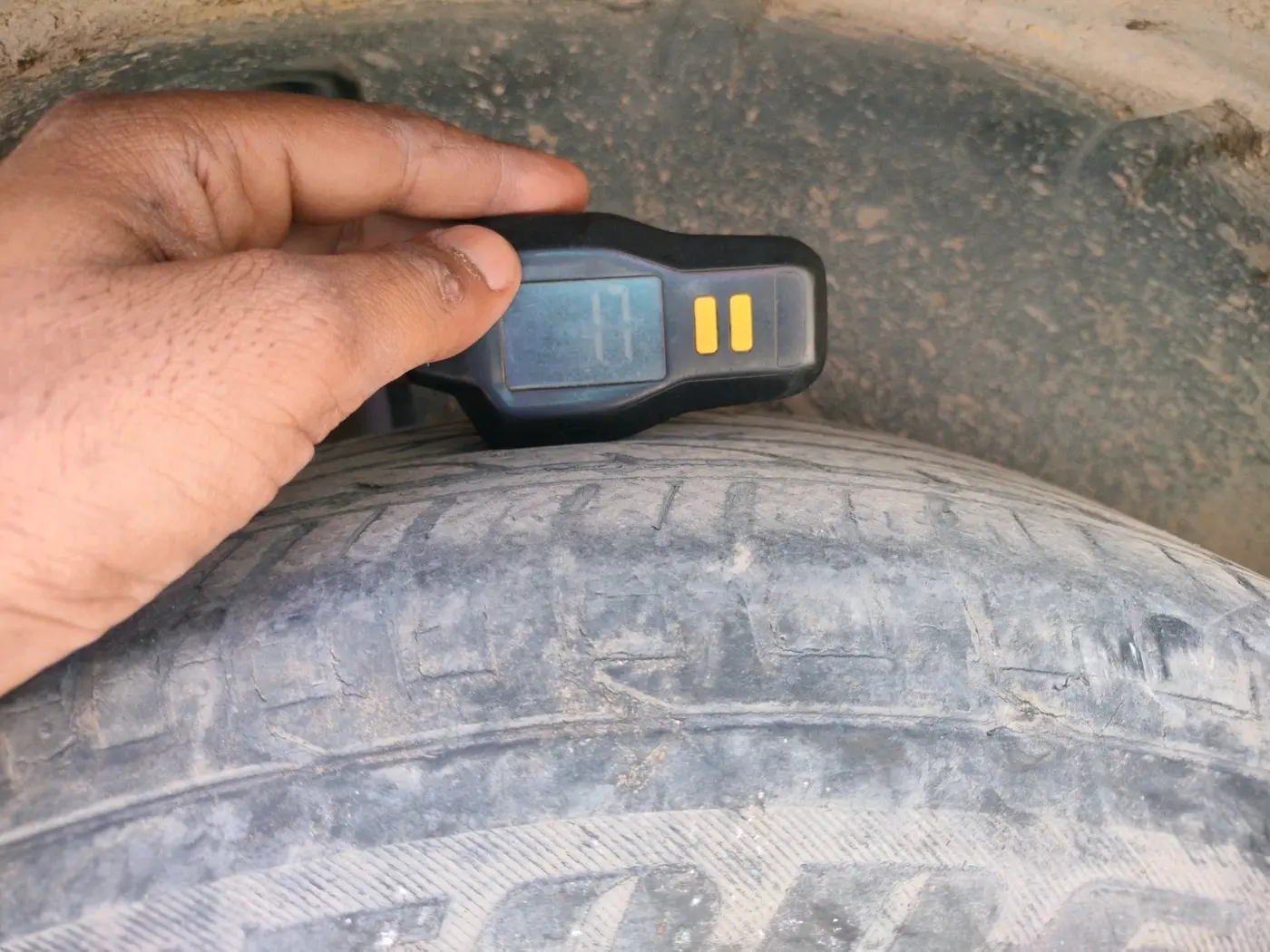 2024 Maruti BREZZA VXI S-CNG, CNG, Manual, 34,445 km, tyre