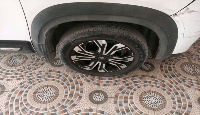 2022 Renault Kiger RXZ MT, Petrol, Manual, 34,119 km, tyre