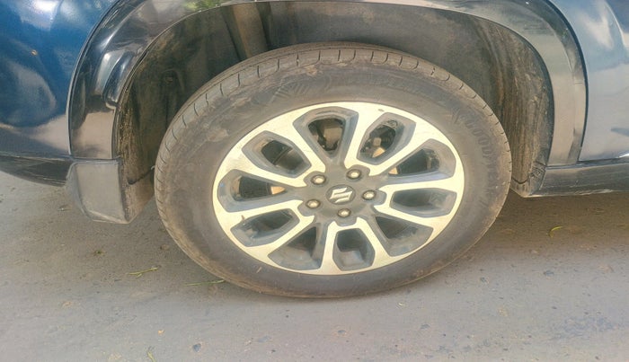 2022 Maruti Grand Vitara ZETA PLUS  HYBRID ECVT, Hybrid, Automatic, 1,31,694 km, tyre