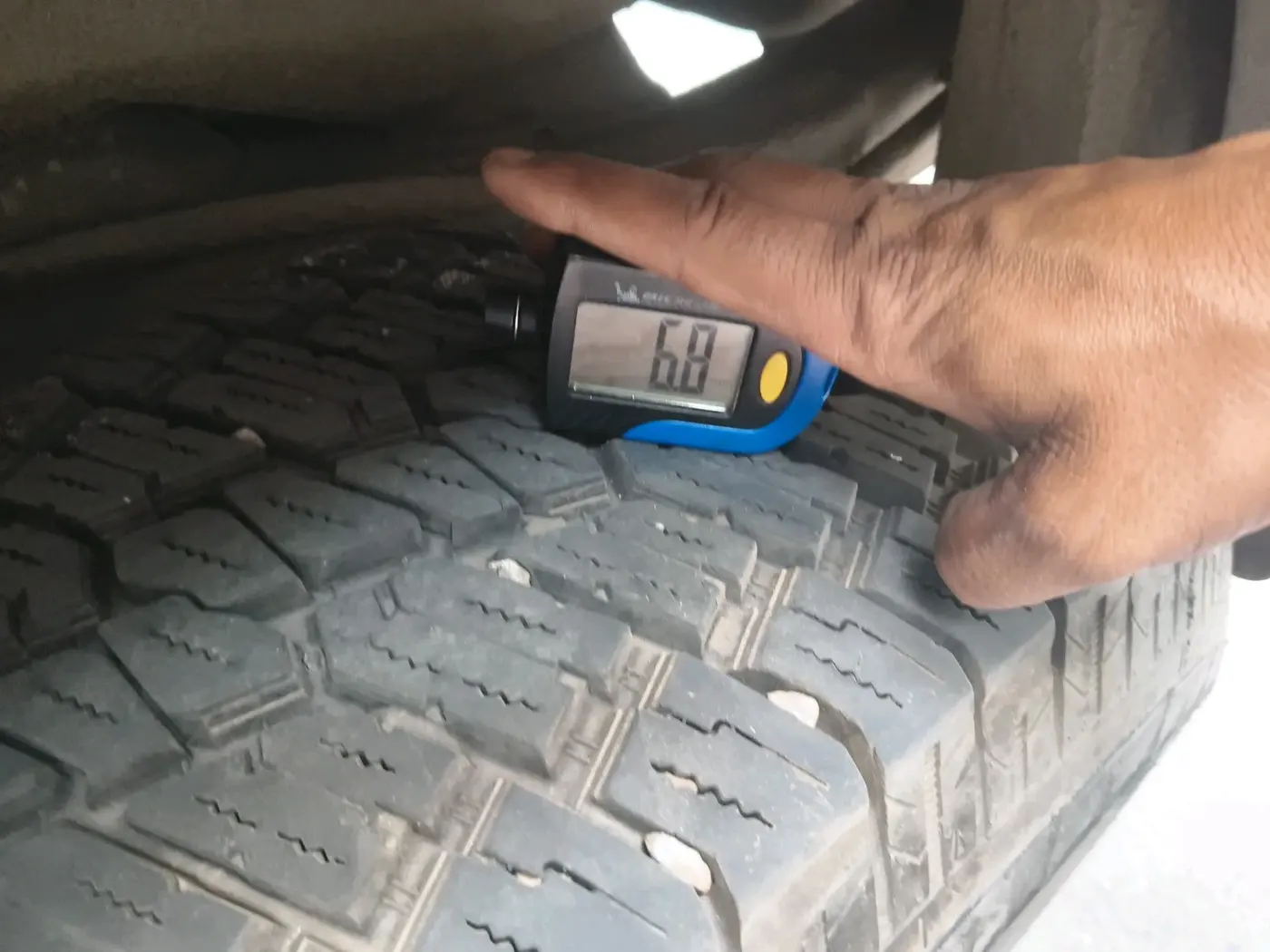 2024 Mahindra Thar LX P 2WD AT HT, Petrol, Automatic, 14,880 km, tyre