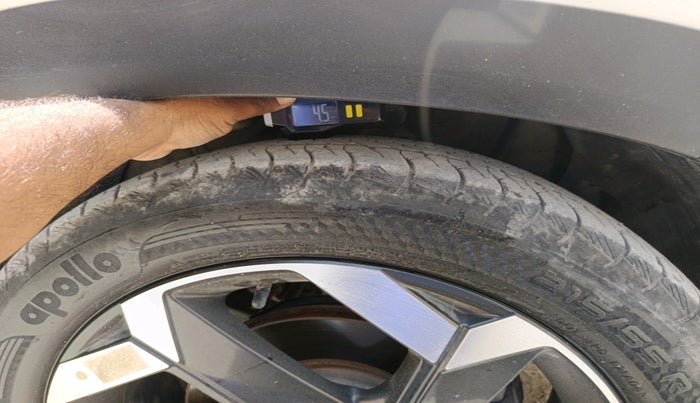 2021 Hyundai ALCAZAR PLATINUM(O) 6STR 1.5 AT, Diesel, Automatic, 99,350 km, tyre