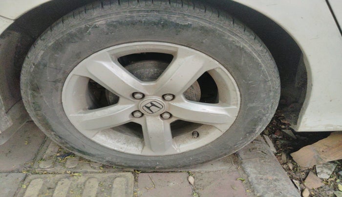 2011 Honda City 1.5L I-VTEC V MT, CNG, Manual, 1,33,271 km, tyre