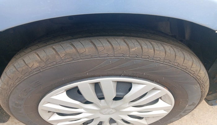 2017 Maruti Swift Dzire VDI (O), Diesel, Manual, 1,70,819 km, tyre