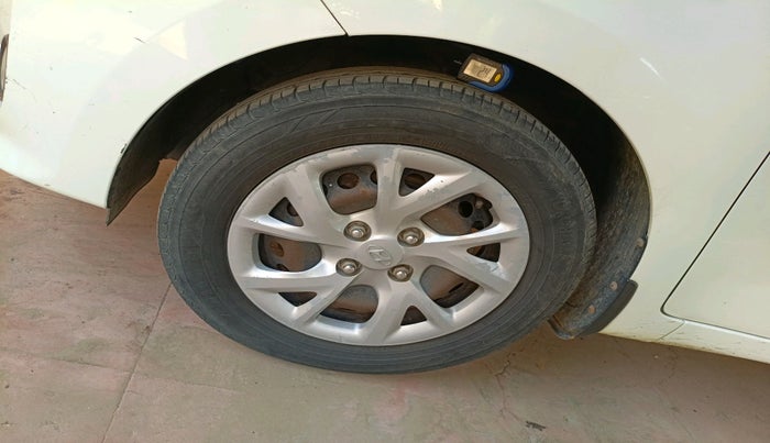 2017 Hyundai Grand i10 MAGNA U2 1.2 CRDI, Diesel, Manual, 84,524 km, tyre