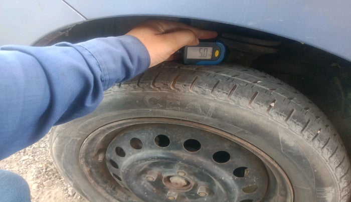 2012 Maruti Wagon R 1.0 VXI, Petrol, Manual, 29,208 km, tyre