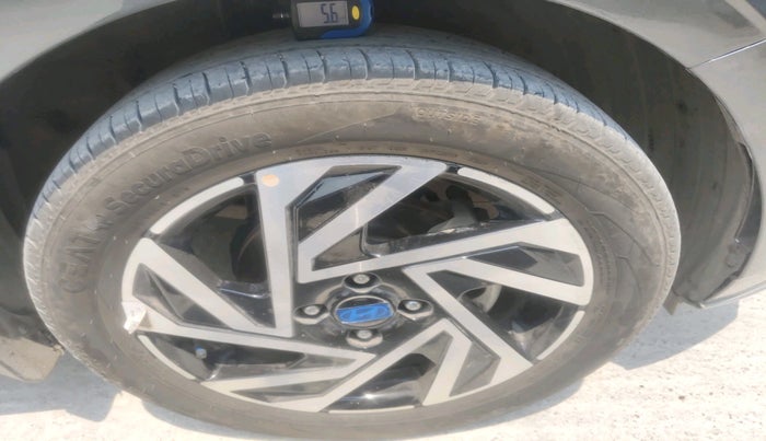 2024 Hyundai NEW I20 ASTA (O) 1.2 IVT, Petrol, Automatic, 26,565 km, tyre