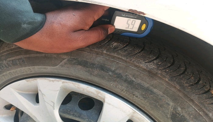 2015 Hyundai Grand i10 MAGNA 1.2 KAPPA VTVT, Petrol, Manual, 74,219 km, tyre