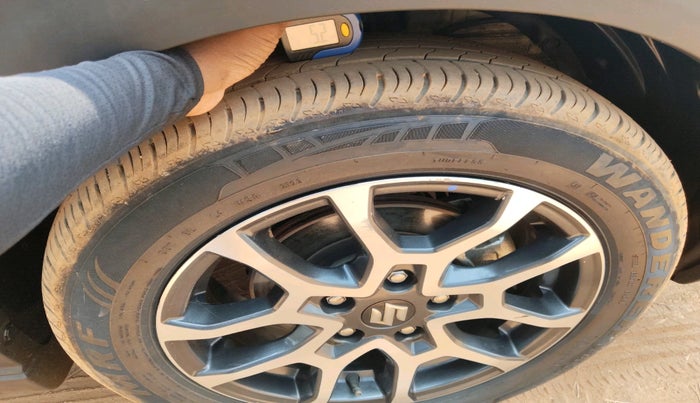 2023 Maruti XL6 ZETA MT, Petrol, Manual, 31,456 km, tyre