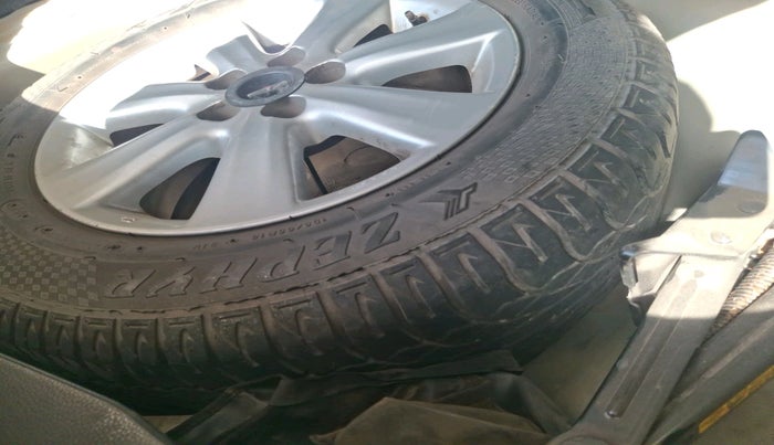 2014 Toyota Corolla Altis G PETROL, Petrol, Manual, 90,907 km, tyre