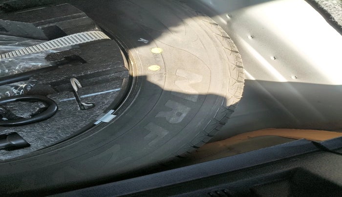 2021 Volkswagen Polo COMFORTLINE 1.0L TSI AT, Petrol, Automatic, 32,036 km, tyre