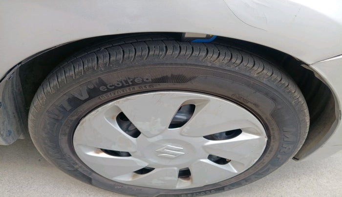 2016 Maruti Celerio VXI CNG, CNG, Manual, 2,48,587 km, tyre