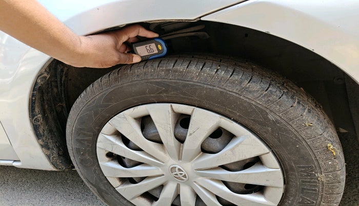 2012 Toyota Etios G, CNG, Manual, 1,97,914 km, tyre