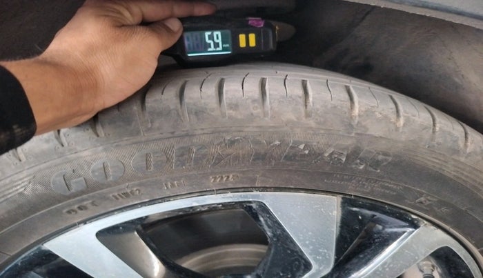 2023 MG HECTOR PLUS SAVVY PRO 1.5 TURBO CVT 7 STR, Petrol, Automatic, 44,084 km, tyre