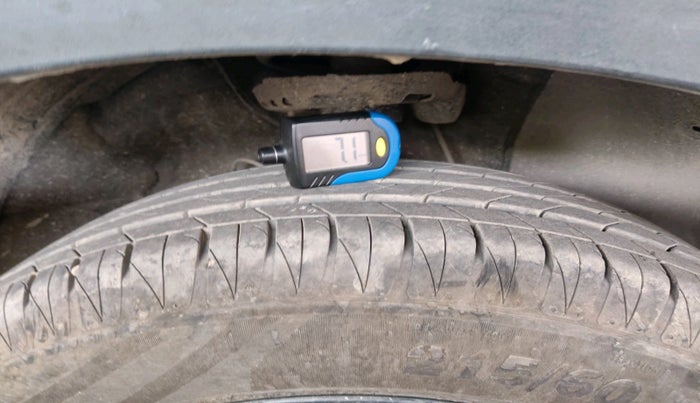 2023 Hyundai VENUE S 1.2, Petrol, Manual, 29,190 km, tyre