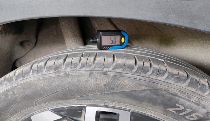 2023 Hyundai VENUE S 1.2, Petrol, Manual, 29,190 km, tyre