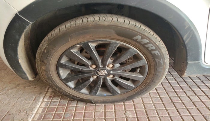 2025 Maruti New Wagon-R ZXI PLUS 1.2 AMT, Petrol, Automatic, 11,364 km, tyre