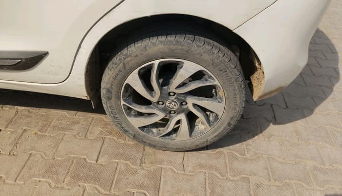 2020 Toyota Glanza G ISG, Petrol, Manual, 90,580 km, tyre