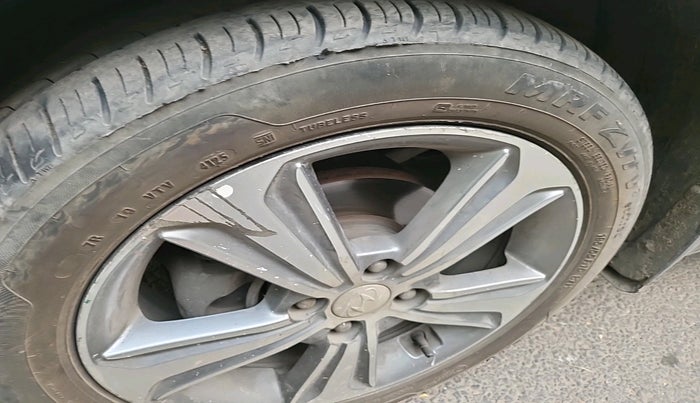 2018 Hyundai Verna 1.6 CRDI SX, Diesel, Manual, 1,09,147 km, tyre