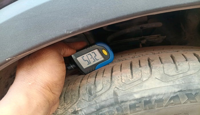 2023 MG ASTOR SUPER 1.5 MT, Petrol, Manual, 22,927 km, tyre