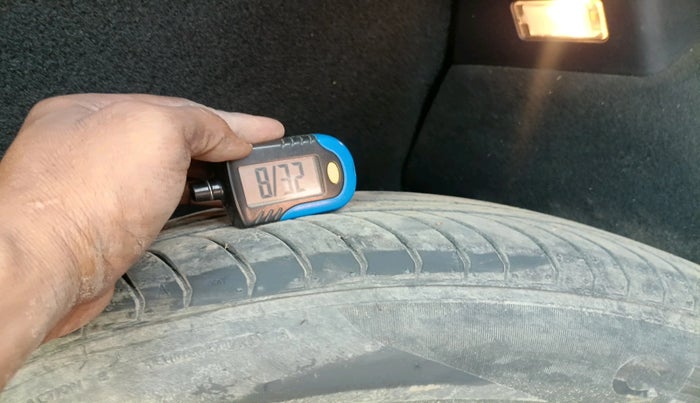 2023 MG ASTOR SUPER 1.5 MT, Petrol, Manual, 22,927 km, tyre