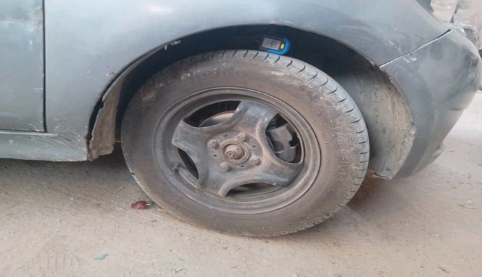 2019 Tata Tiago XZ PETROL, Petrol, Manual, 69,728 km, tyre