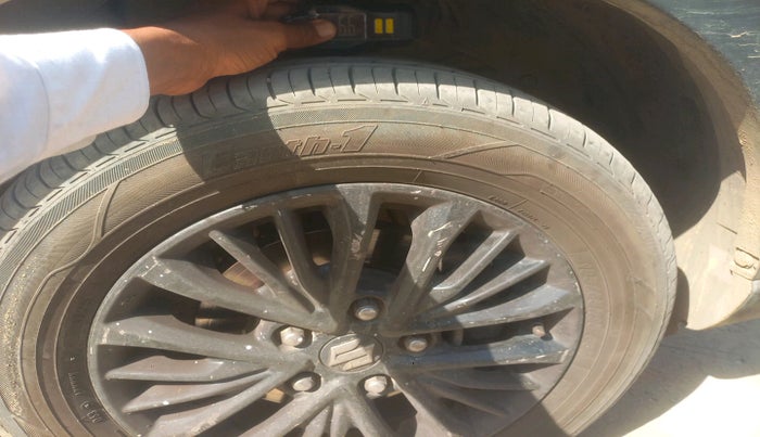 2020 Maruti XL6 ALPHA MT, CNG, Manual, 1,94,070 km, tyre