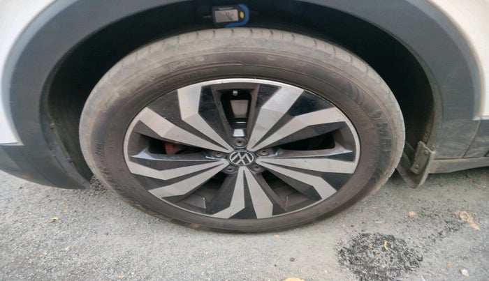 2024 Volkswagen TAIGUN GT PLUS 1.5 TSI DSG, Petrol, Automatic, 34,207 km, tyre