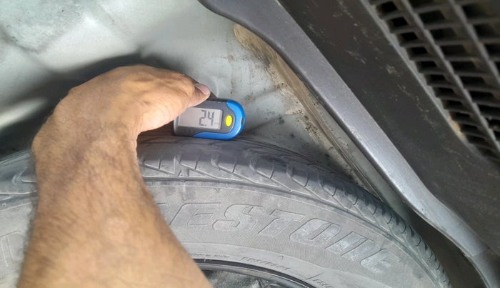 2011 Hyundai i20 ASTA 1.2, Petrol, Manual, 1,84,536 km, tyre