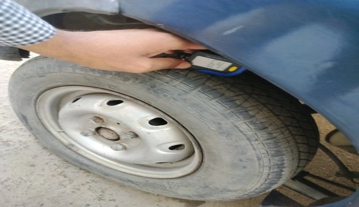 2011 Maruti Alto LXI, Petrol, Manual, 1,75,687 km, tyre