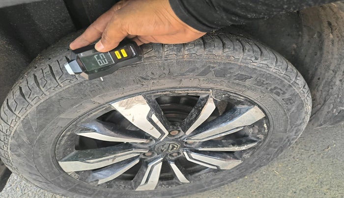 2020 MG HECTOR SHARP 2.0 DIESEL, Diesel, Manual, 1,08,336 km, tyre