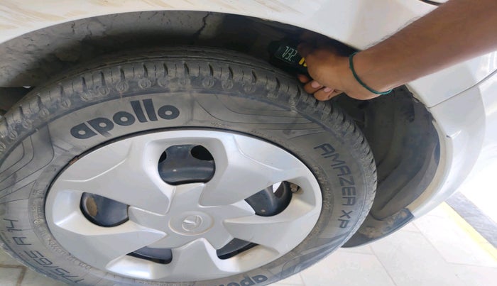 2021 Tata Tiago XTA PETROL, Petrol, Automatic, 36,470 km, tyre