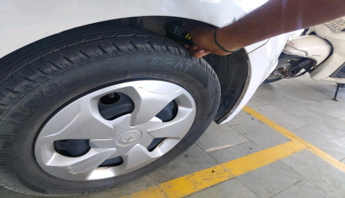 2021 Tata Tiago XTA PETROL, Petrol, Automatic, 36,470 km, tyre