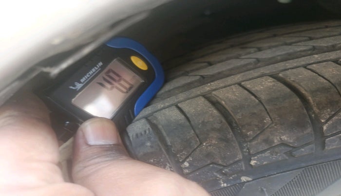 2015 Chevrolet Sail UVA 1.2 LS, Petrol, Manual, 38,090 km, tyre