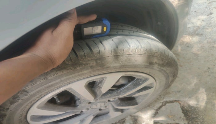 2024 Maruti Swift ZXi Plus AMT, Petrol, Automatic, 6,893 km, tyre