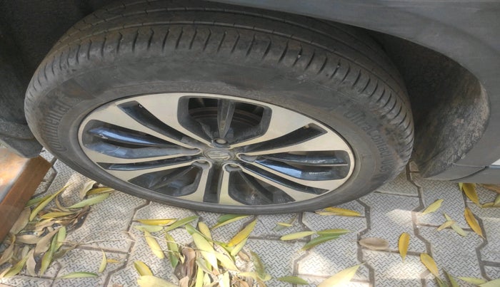 2021 MG HECTOR SHARP HYBRID 1.5 PETROL, Petrol, Manual, 1,33,539 km, tyre