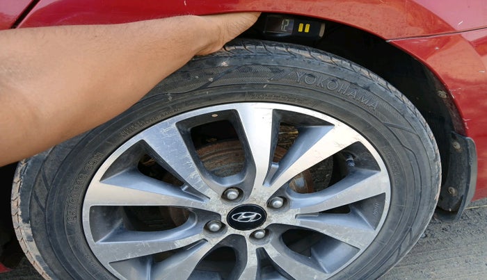 2015 Hyundai Verna FLUIDIC 4S 1.6 VTVT S, Petrol, Manual, 90,124 km, tyre