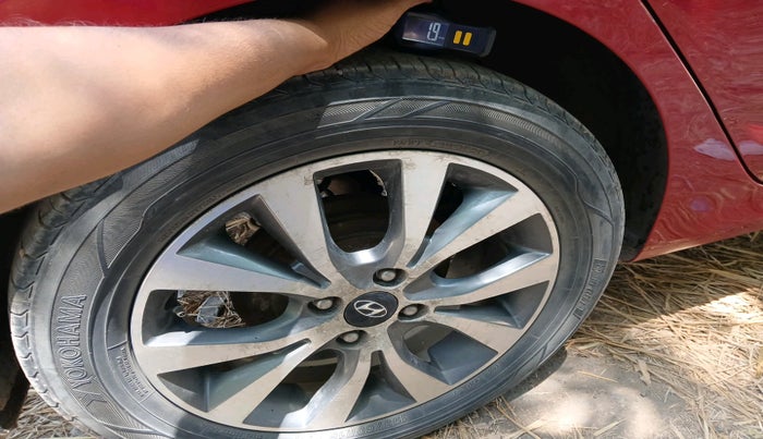 2015 Hyundai Verna FLUIDIC 4S 1.6 VTVT S, Petrol, Manual, 90,124 km, tyre