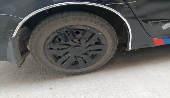 2011 Honda City 1.5L I-VTEC S MT, CNG, Manual, 1,30,486 km, tyre