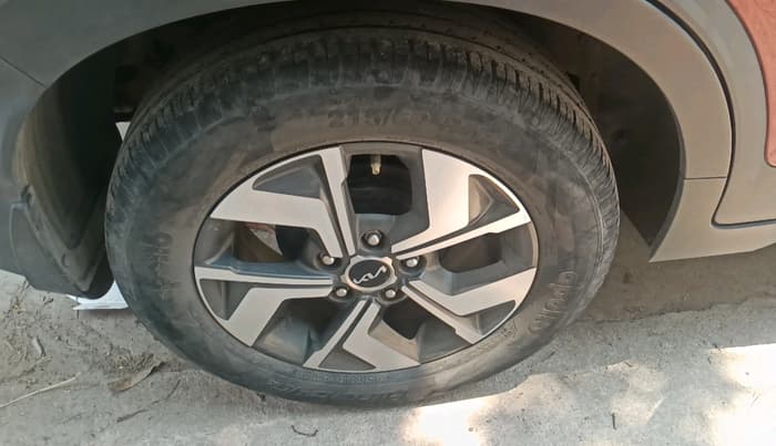 2021 KIA SONET HTX 1.5 AT, Diesel, Automatic, 45,701 km, tyre