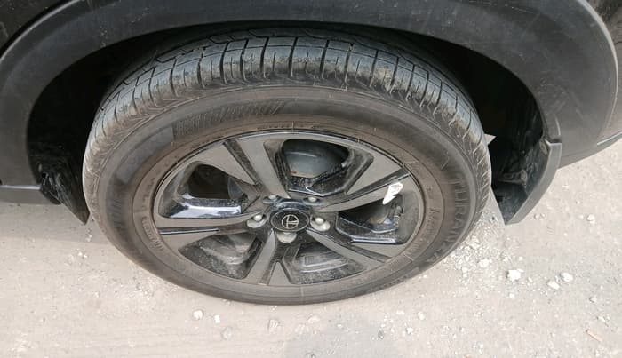 2024 Tata NEXON Creative Plus 1.2 Revotron 7DCA Dark Edition, Petrol, Automatic, 6,610 km, tyre