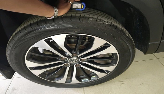 2021 MG HECTOR SHARP 2.0 DIESEL, Diesel, Manual, 86,001 km, tyre