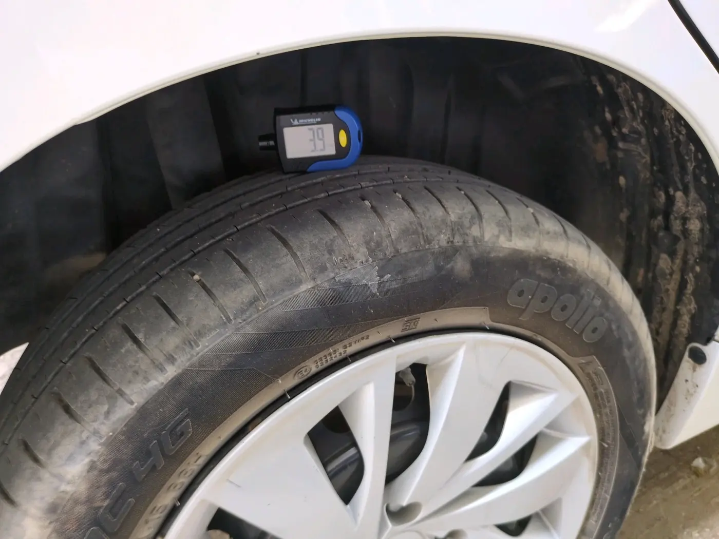 2024 Toyota Glanza S E-CNG, CNG, Manual, 61,775 km, tyre