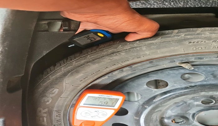 2018 Maruti Wagon R 1.0 VXI AMT, Petrol, Automatic, 32,151 km, tyre