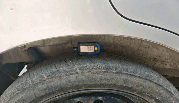 2018 Maruti Wagon R 1.0 VXI AMT, Petrol, Automatic, 32,151 km, tyre